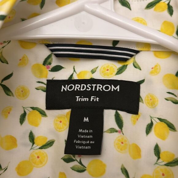 Nordstrom lemon pattern short sleeve button down trim fit shirt Size M EUC - Picture 9 of 10